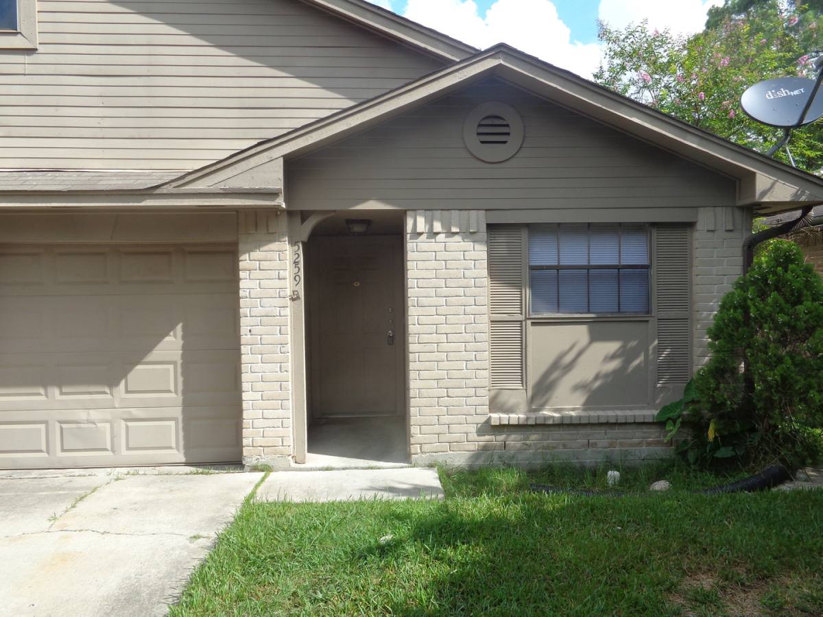 House for rent at 5259 Beaverbrook Dr, Houston, TX 77084