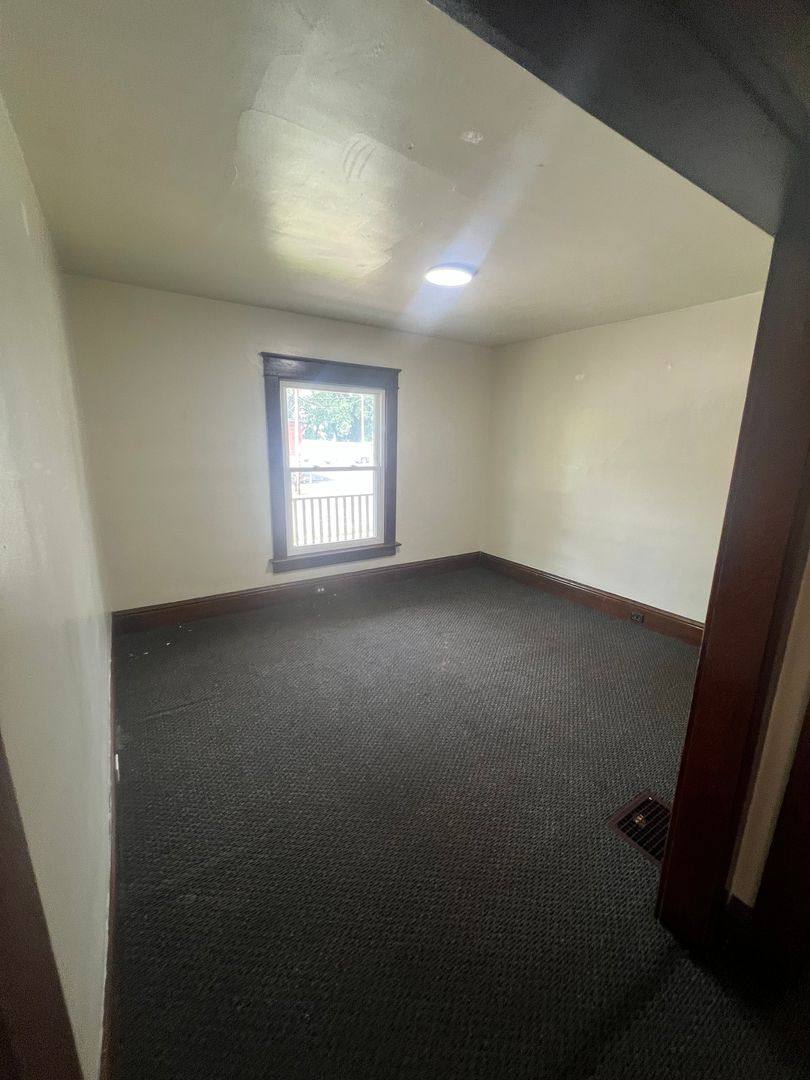 House for rent at 639 E 5th, Erie, PA 16507
