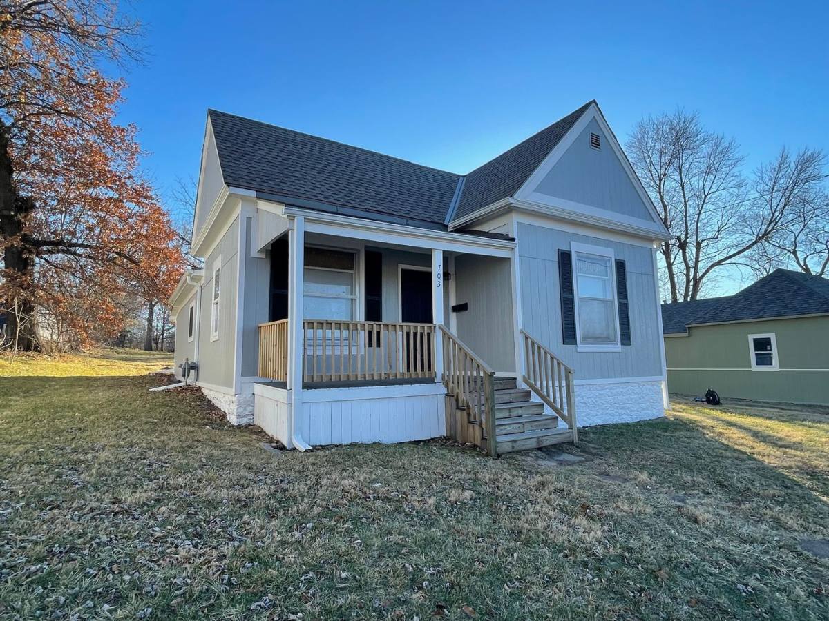 House for rent at 703 Jabez St, Richmond, MO 64085