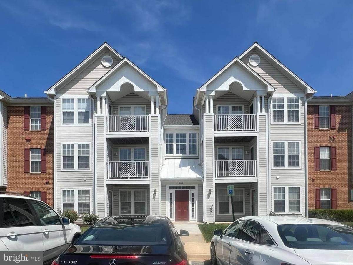 Condo for rent at 689 Winding Stream Way, Odenton, MD 21113
