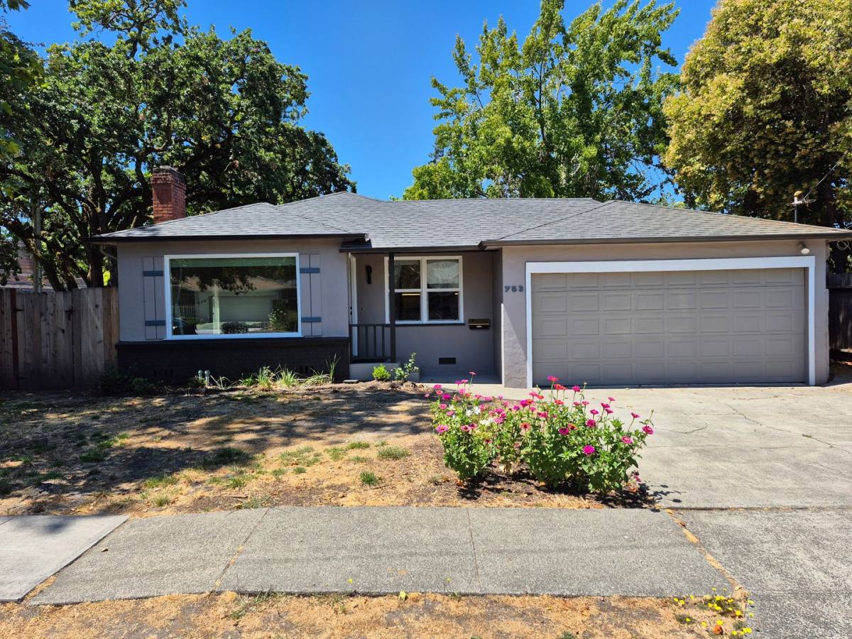House for rent at 753 Sheridan Dr, Santa Rosa, CA 95405