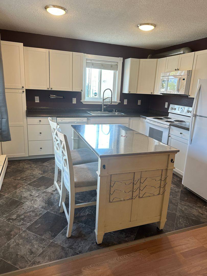 Apartment for rent at 821 E 46th Court, Anchorage, AK 99503