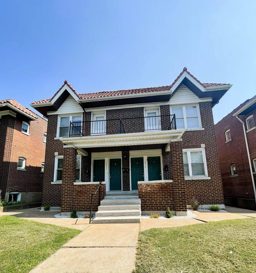 Apartment for rent at 4919-4921 Lindenwood Ave, Saint Louis, MO 63109