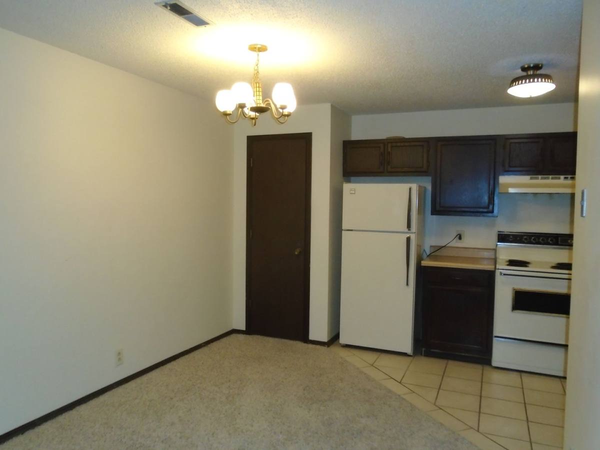 Apartment for rent at 1530 McCain Lane, Manhattan, KS 66502