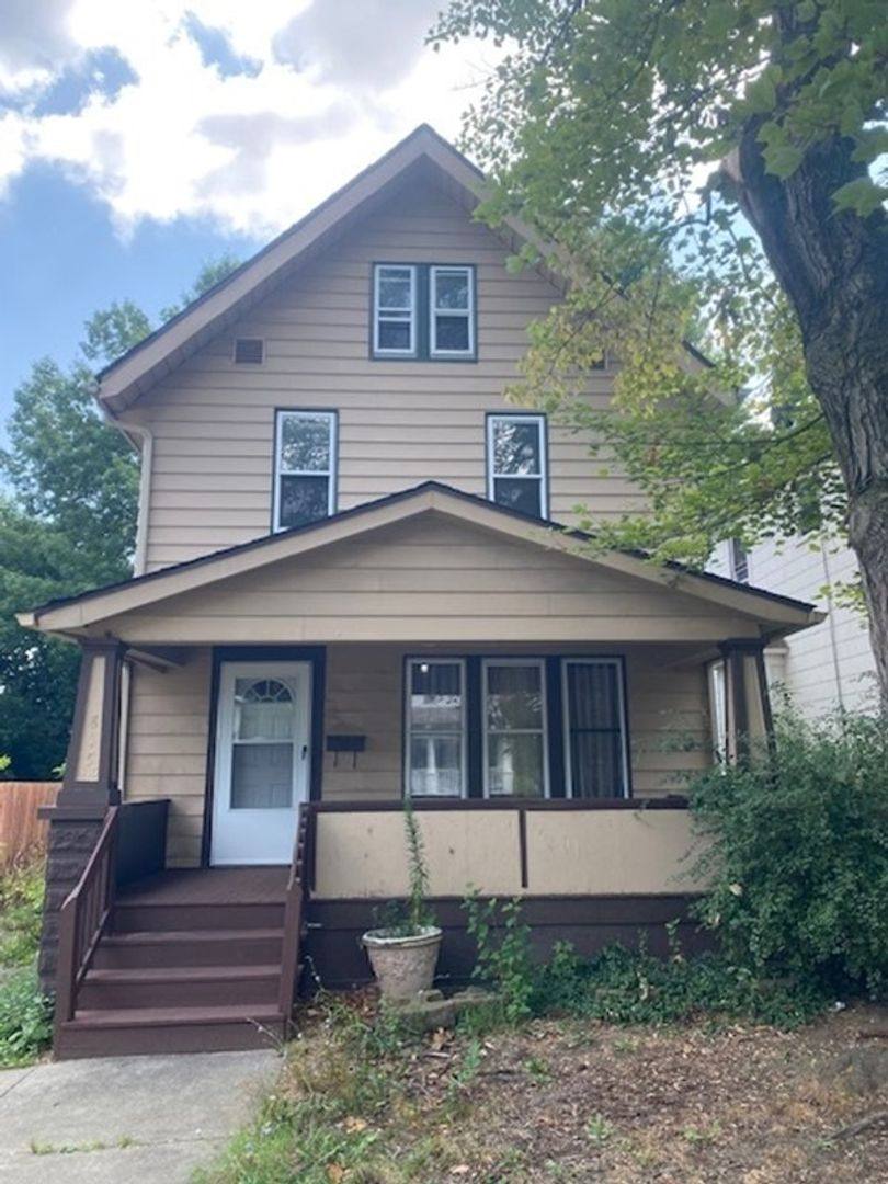 House for rent at 815 Beardsley St, Akron, OH 44311