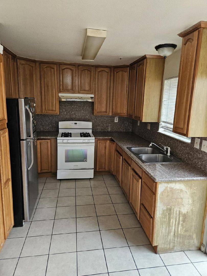 Apartment for rent at 113 - 119 Gonda St, Watsonville, CA 95076