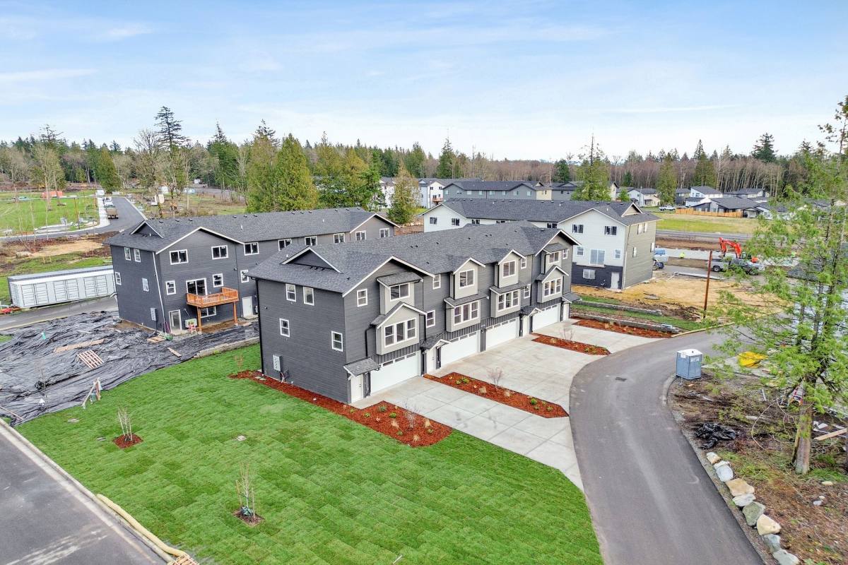 Apartment for rent at 2716 Oleander Loop, Blaine, WA 98230