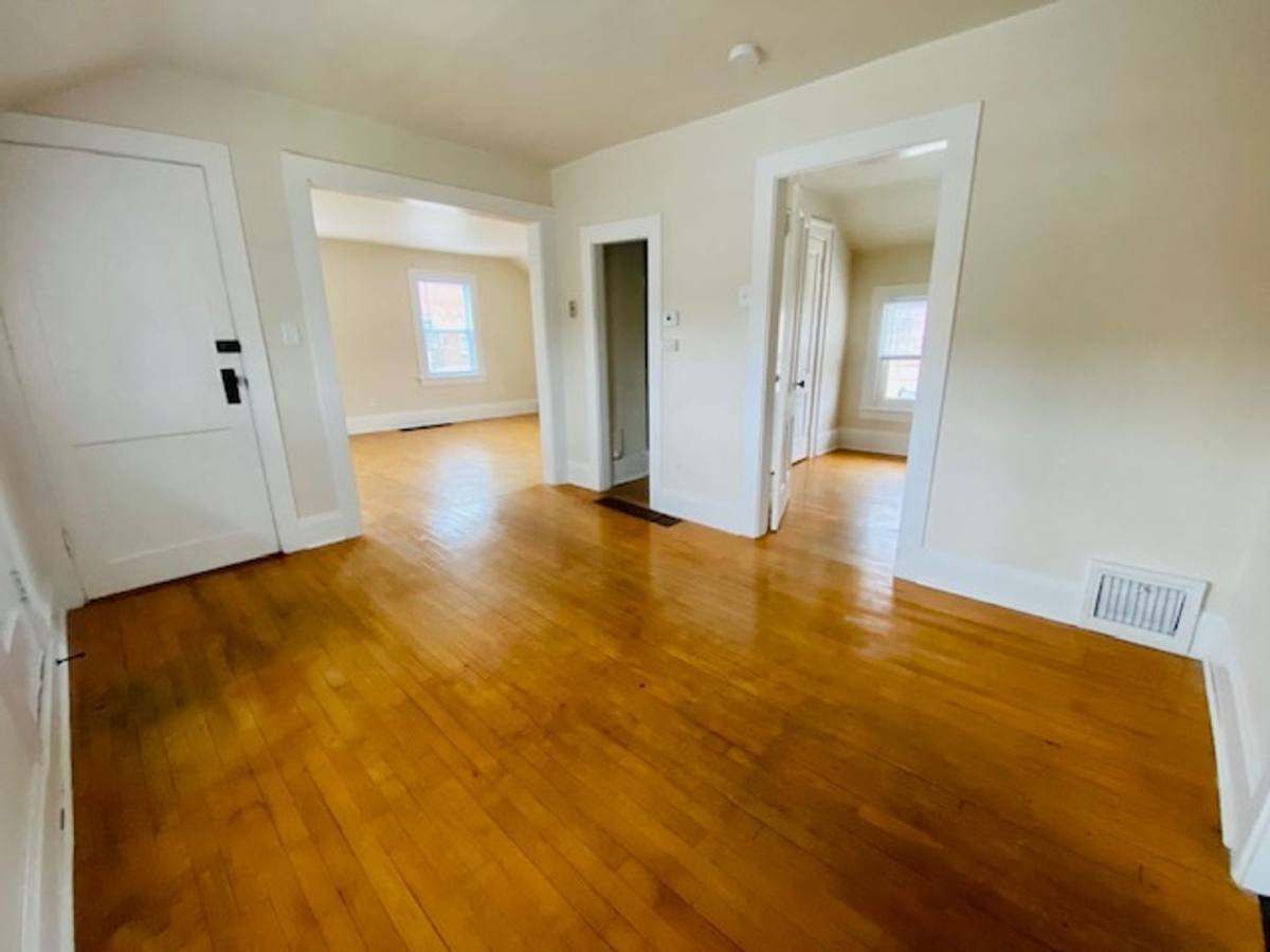 Apartment for rent at 215 S Monroe Ave, Green Bay, WI 54301