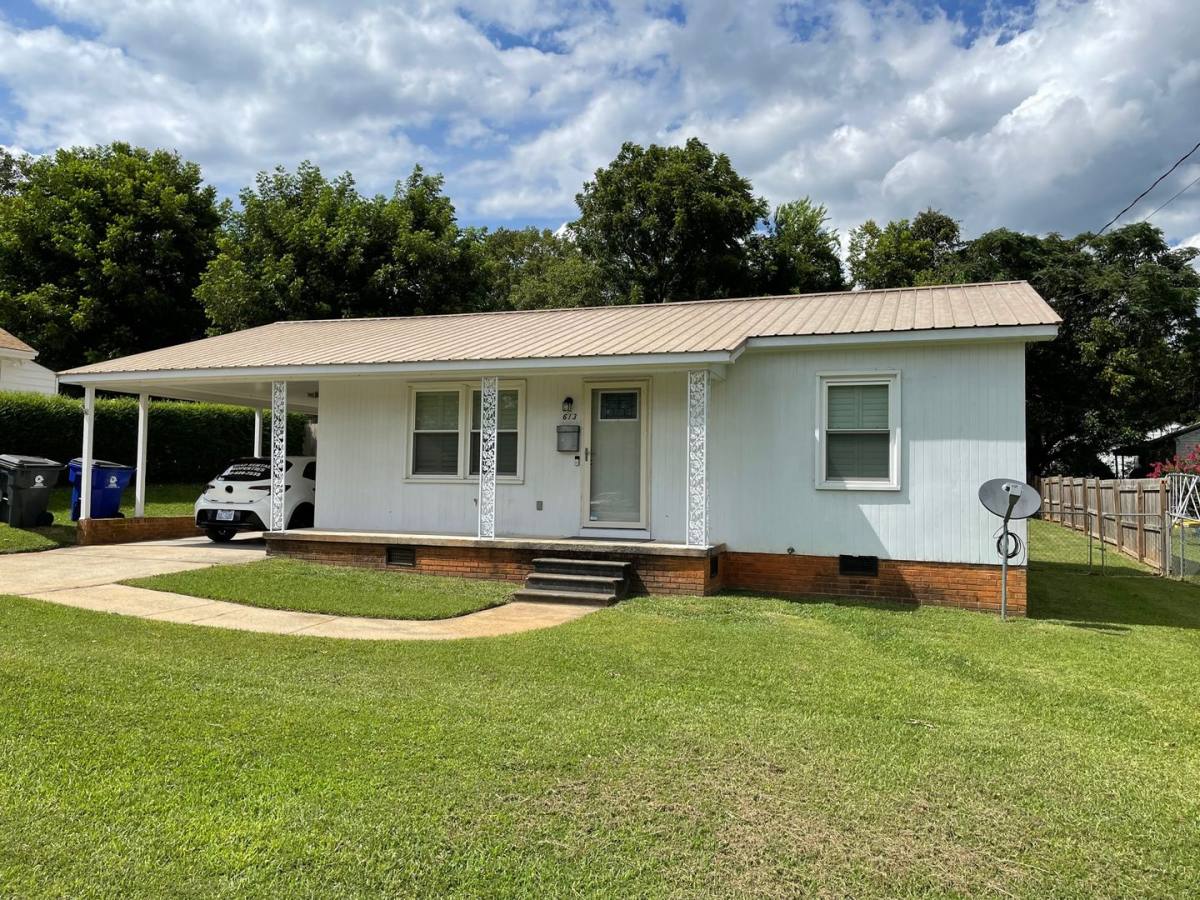 House for rent at 613 E Cardinal St, Siler City, NC 27344