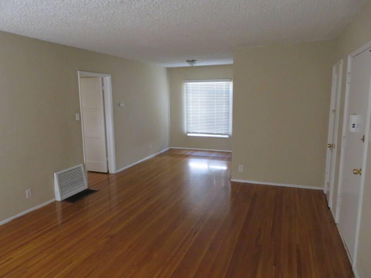 Apartment for rent at 1133 Spazier Ave, Glendale, CA 91201