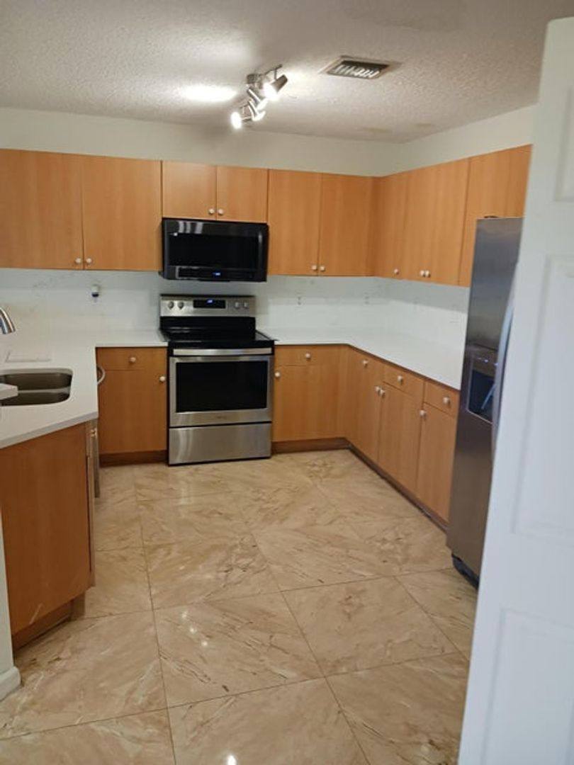 House for rent at 738 Perdido Heights, West Palm Beach, FL 33413