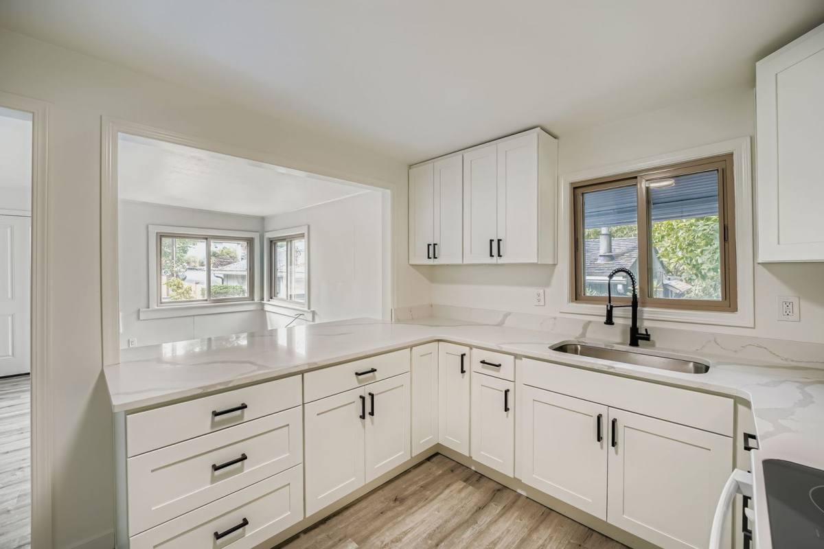 Townhouse for rent at 10454 8th Ave S, Seattle, WA 98168