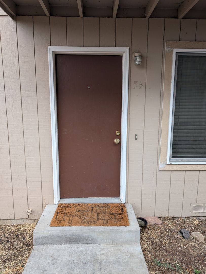 Apartment for rent at 42-54 Nevada St, Klamath Falls, OR 97601