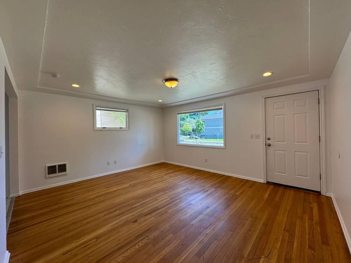 Apartment for rent at 47 E Garland Ave, Spokane, WA 99207