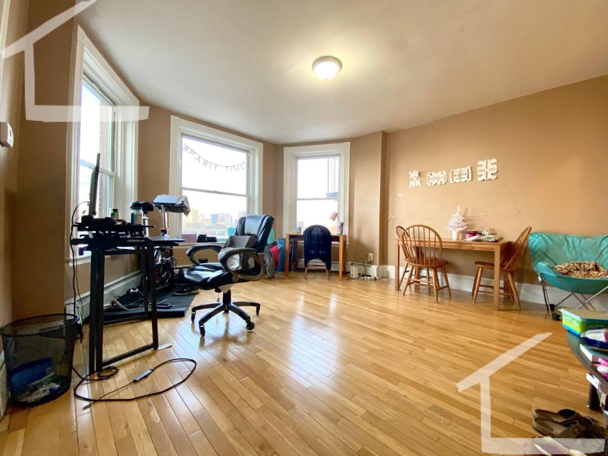 Apartment for rent at 12 Bay State Rd #4R, Boston, MA 02215