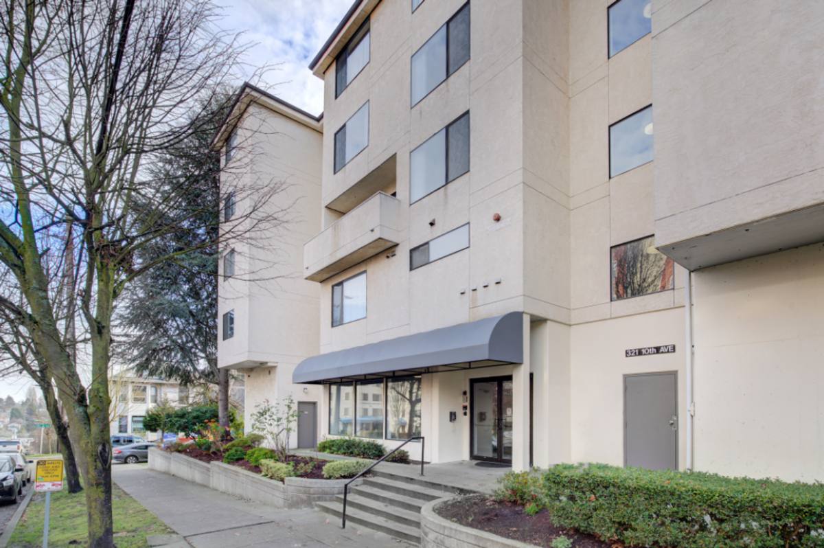 Apartment for rent at 321 10th Ave, Seattle, WA 98122