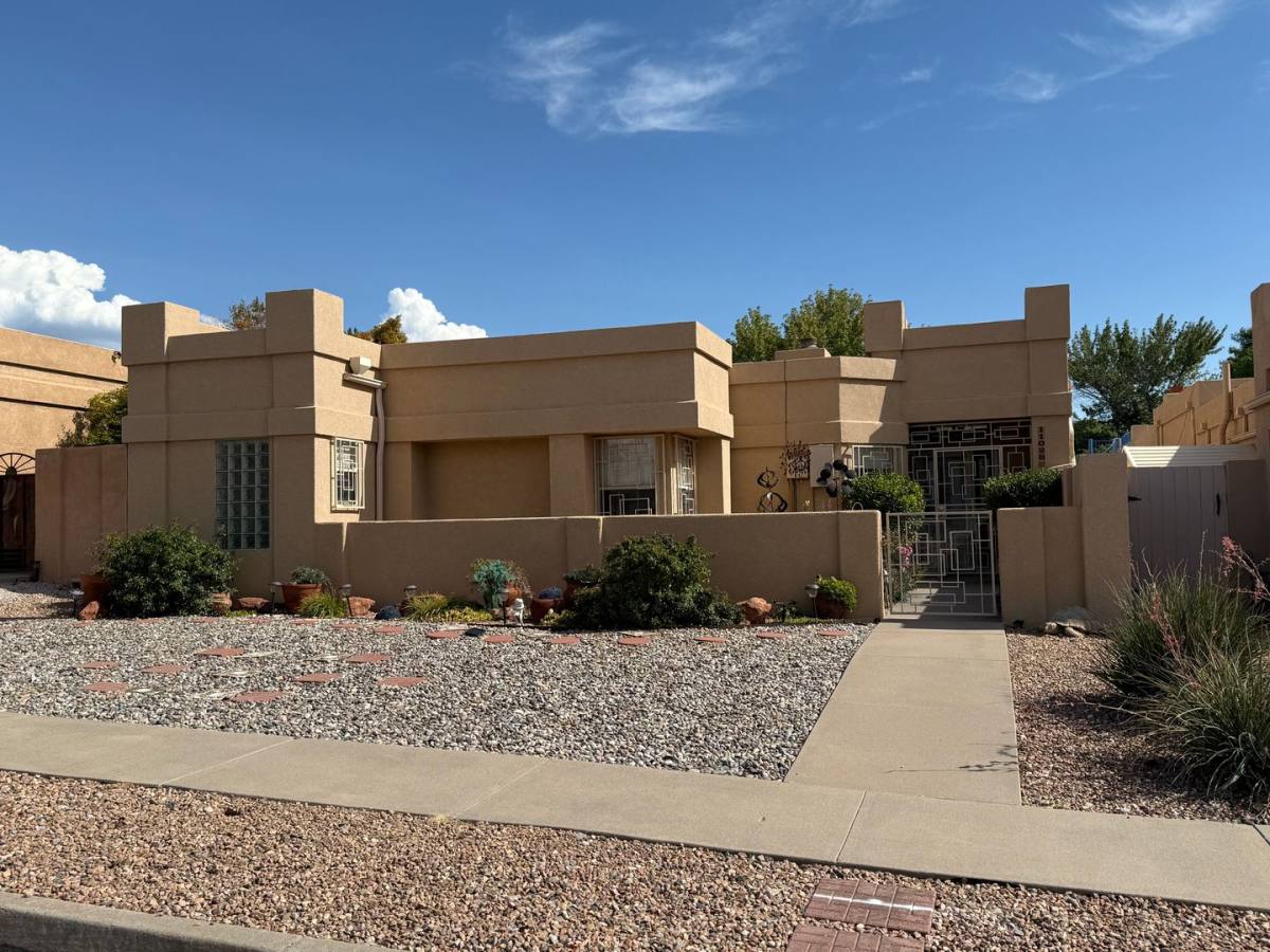 House for rent at 11028 Academy Ridge Rd, Albuquerque, NM 87111
