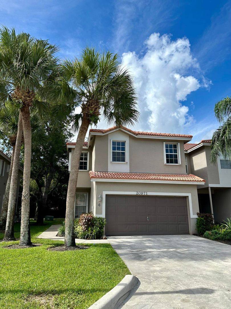 Townhouse for rent at 20971 Via Azalea, Boca Raton, FL 33428