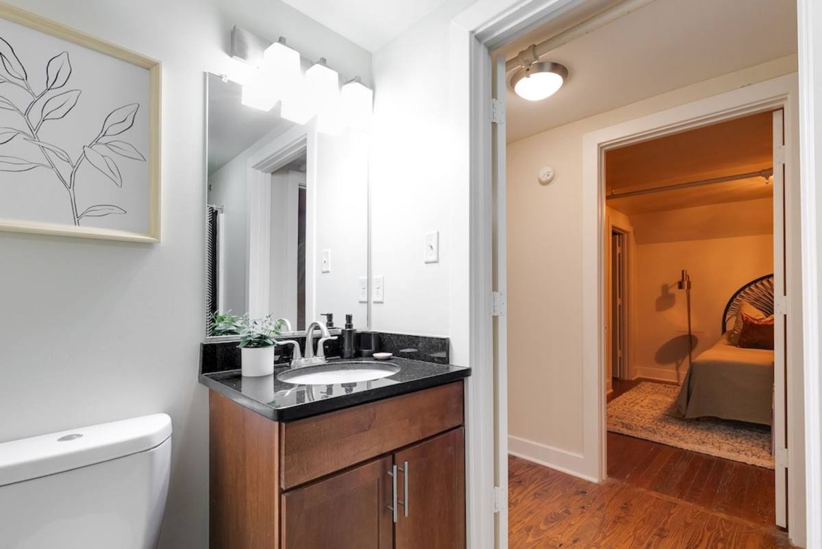 Apartment for rent at 213 E Broad St, Richmond, VA 23219