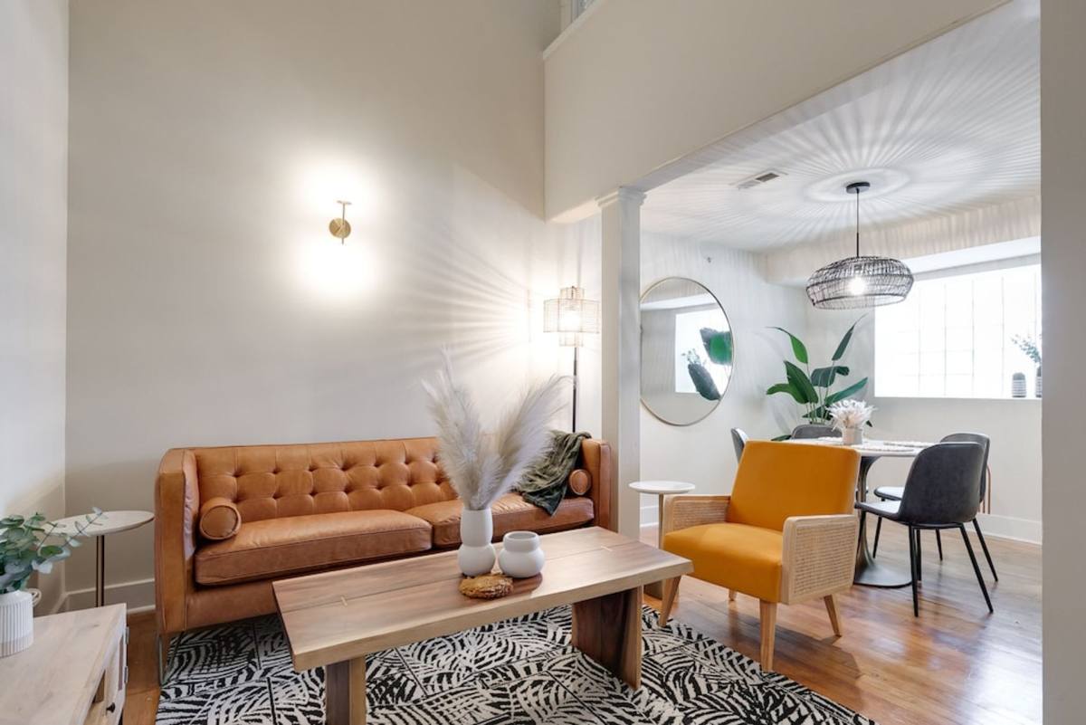 Apartment for rent at 213 E Broad St, Richmond, VA 23219