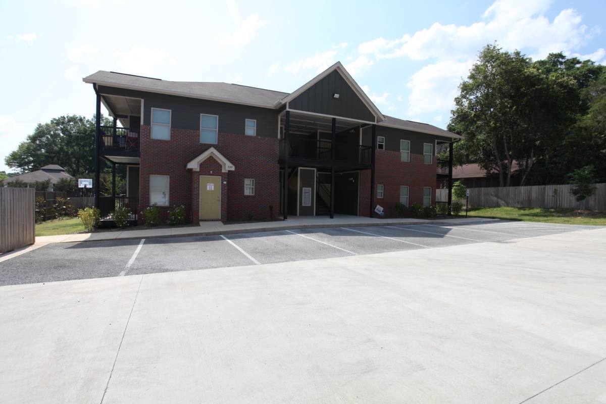 House for rent at 339 N College St, Auburn, AL 36830