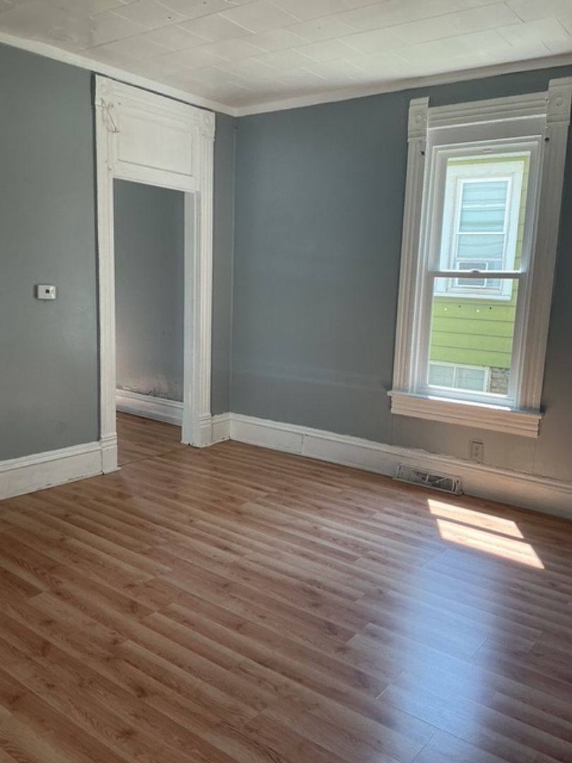 House for rent at 1315 S Arago St, Peoria, IL 61605