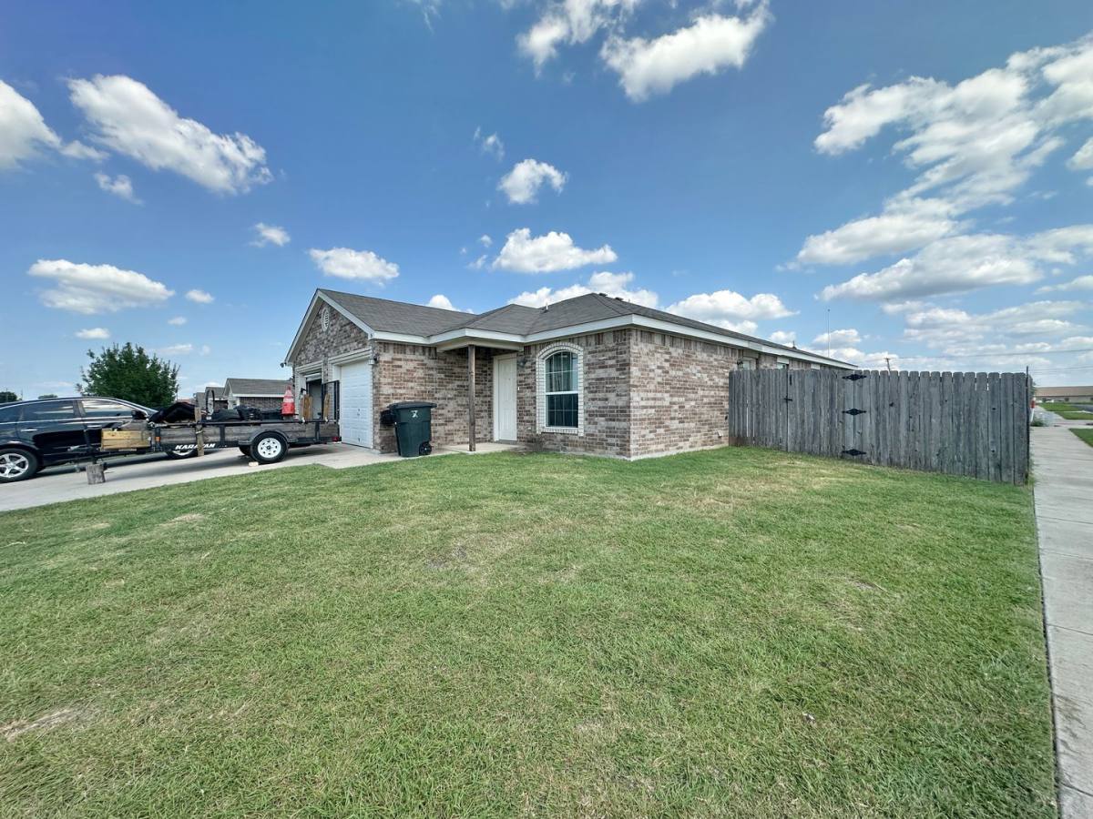 Townhouse for rent at 3811 A John Chisholm, Killeen, TX 76542