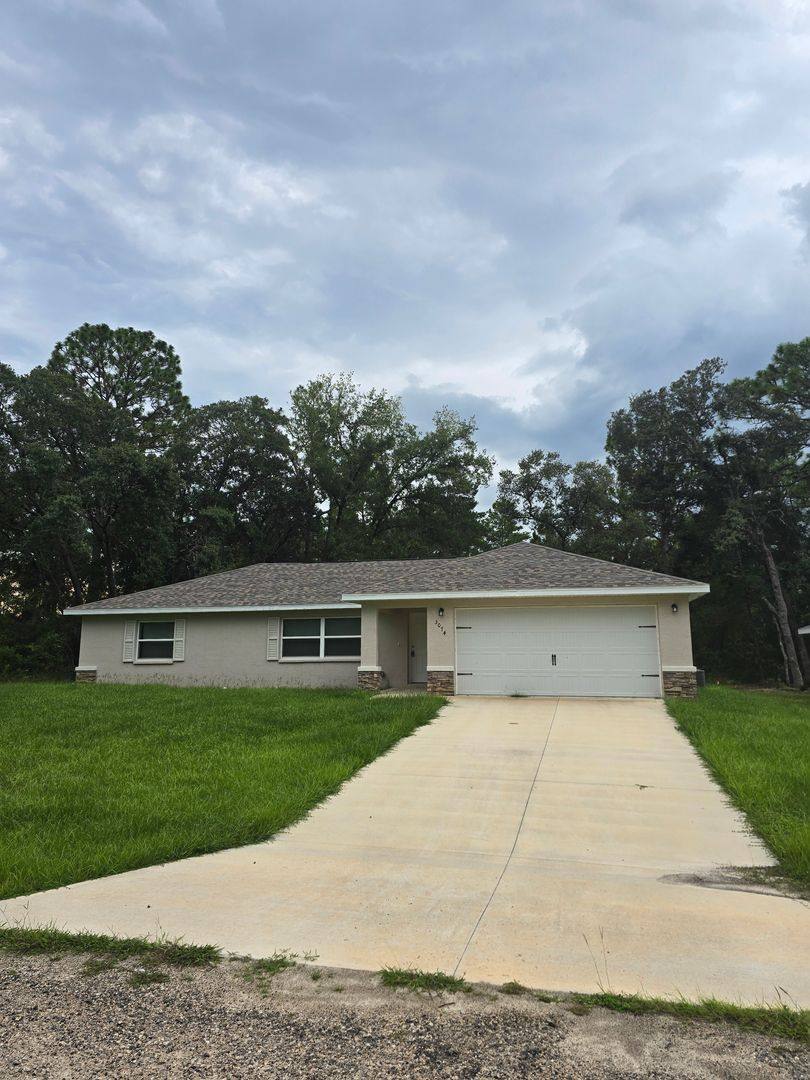 House for rent at 3074 W Bedford Lane, Dunnellon, FL 34433