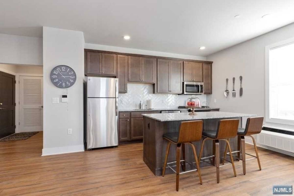Apartment for rent at 500-502 Van Bussum Ave, Saddle Brook, NJ 07663