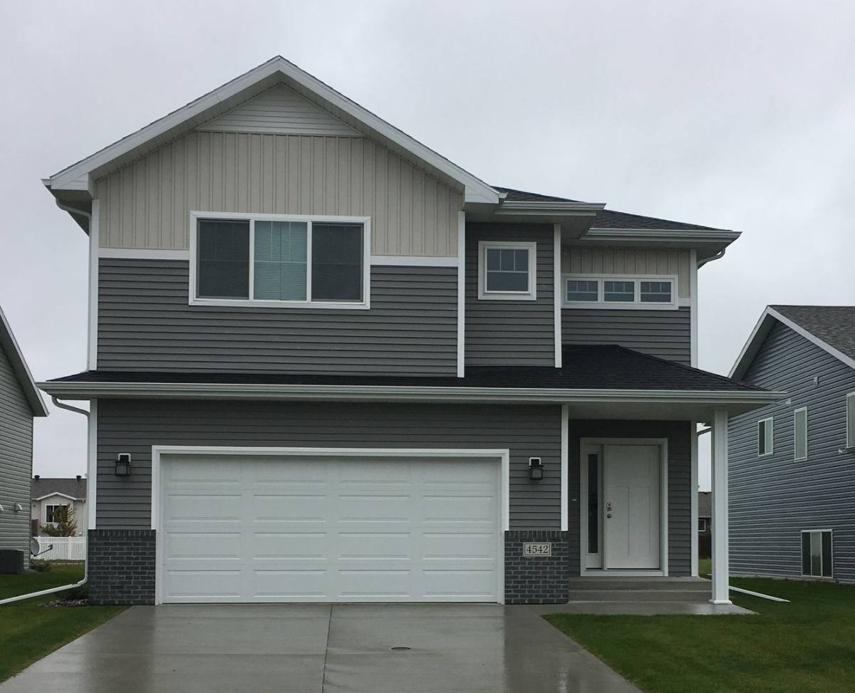 House for rent at 4542 13th St S, Moorhead, MN 56560