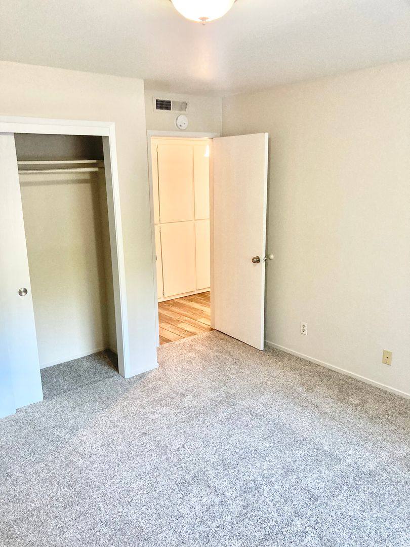 Apartment for rent at 946 Cedar St, Chico, CA 95926