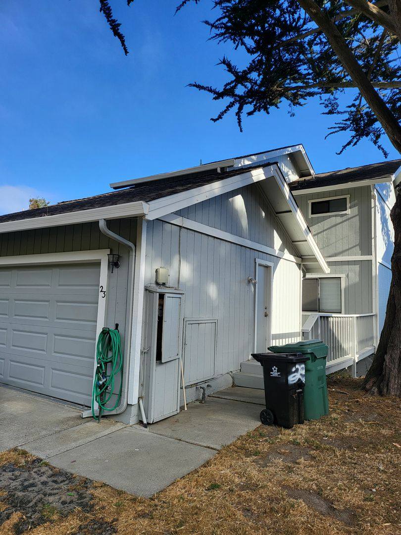 Townhouse for rent at 23 Dove Lane, El Sobrante, CA 94803