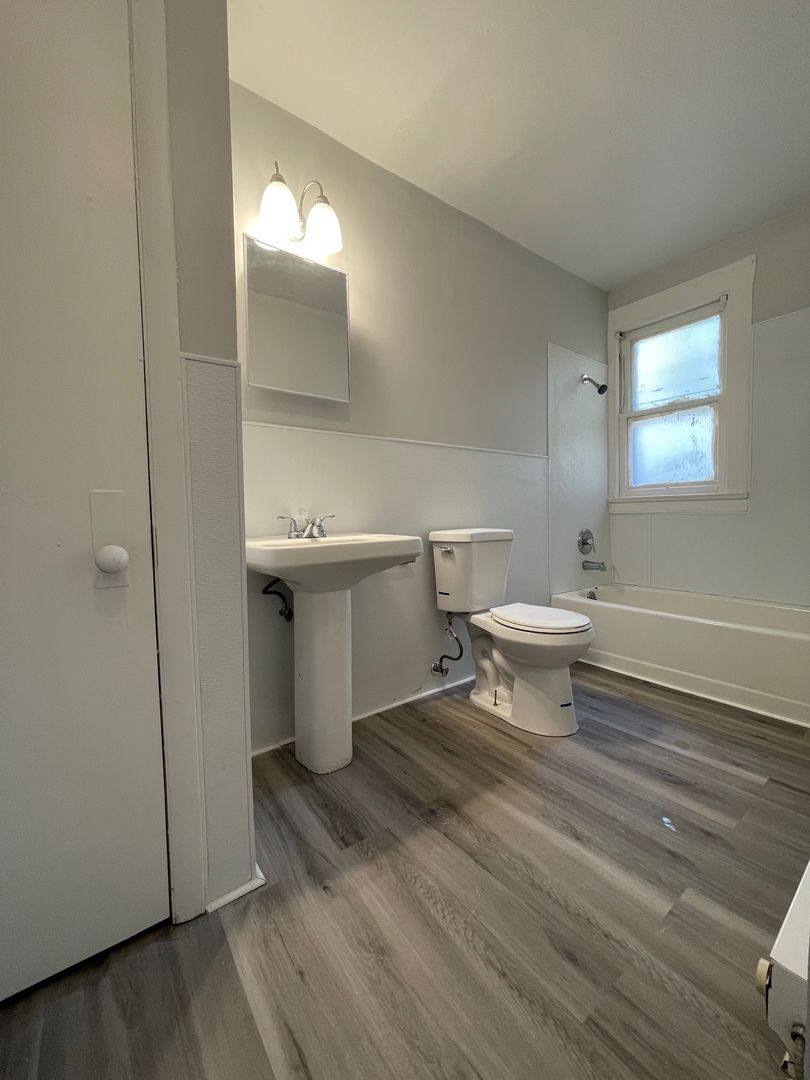 Apartment for rent at 9502 Miles Ave, Cleveland, OH 44105