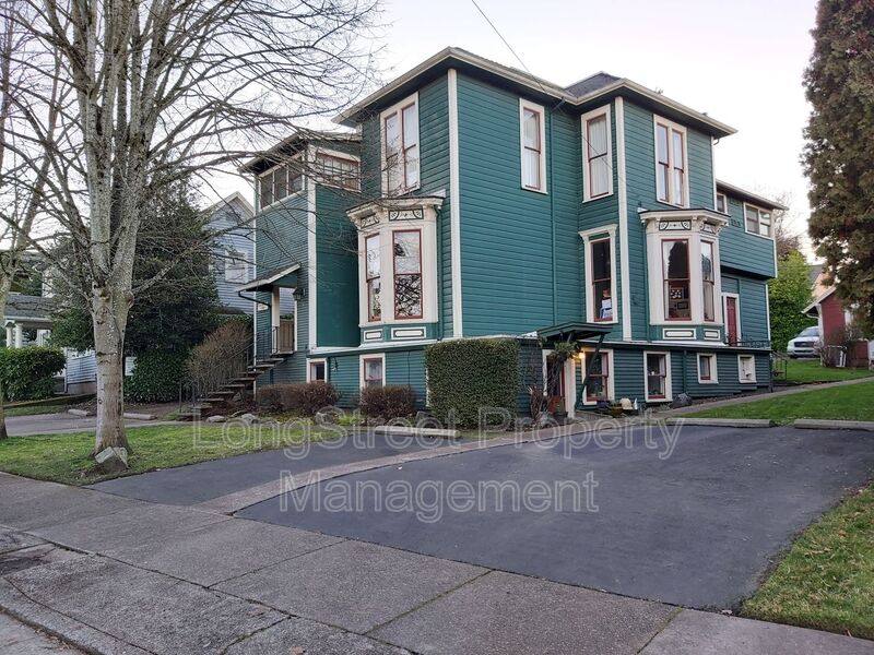 Apartment for rent at 218 NW 21st #4, Corvallis, OR 97330