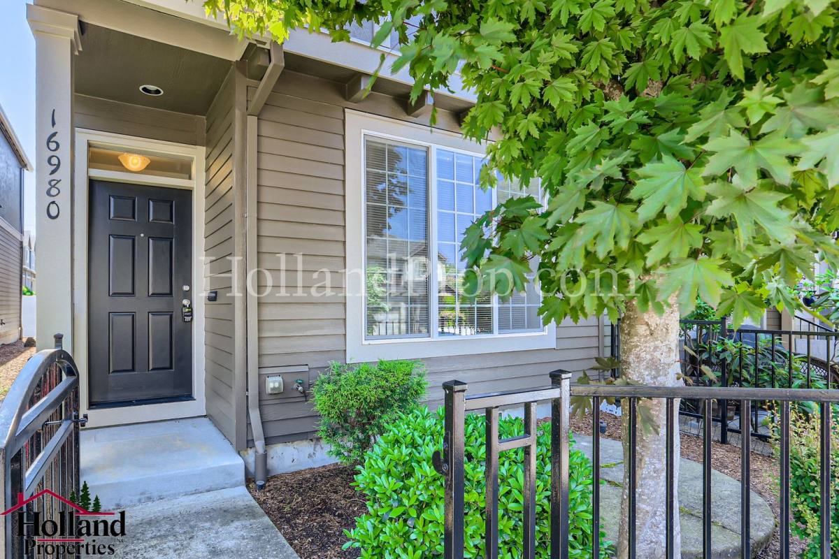 House for rent at 16980 NW Shadow Hills Lane, Beaverton, OR 97006