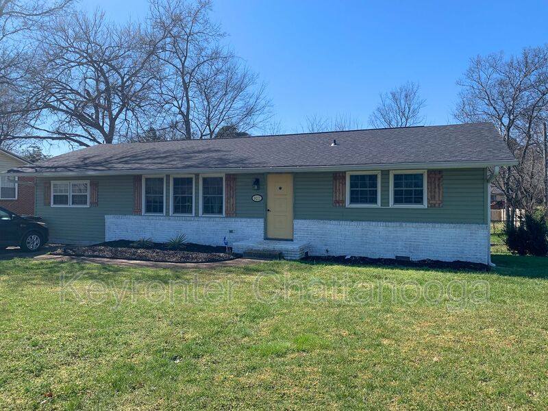 House for rent at 827 Woodmore Lane, Chattanooga, TN 37411