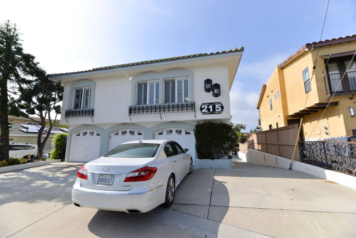 Apartment for rent at 215 E El Portal, San Clemente, CA 92672