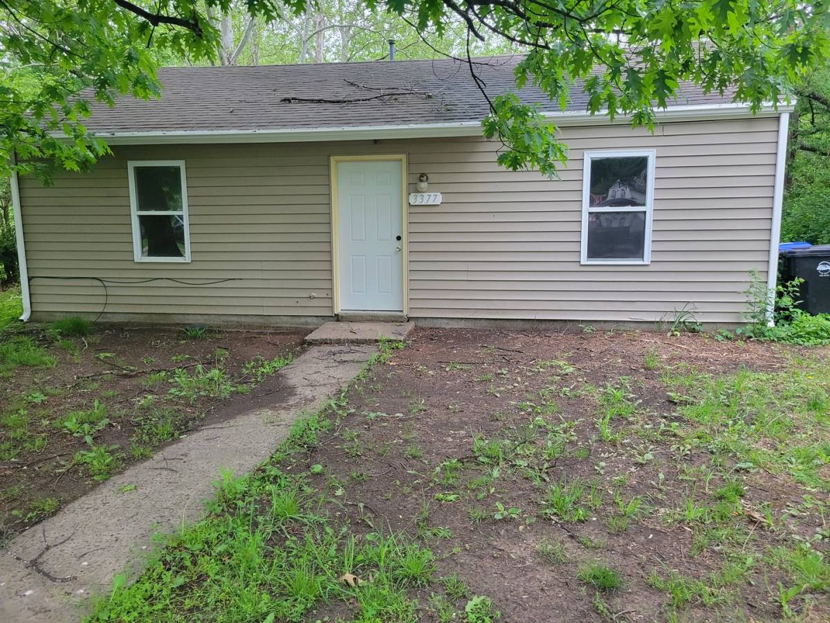 House for rent at 3377 SE Fremont St, Topeka, KS 66605