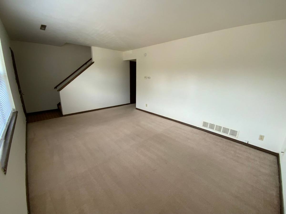 Apartment for rent at 4405-4411 W Ludwick Blvd, Columbia, MO 65203