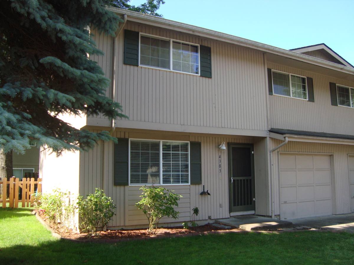 Townhouse for rent at 4383 Sean St, Eugene, OR 97402