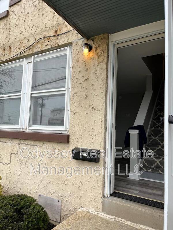 Townhouse for rent at 4013 Park Blvd, Wildwood, NJ 08260