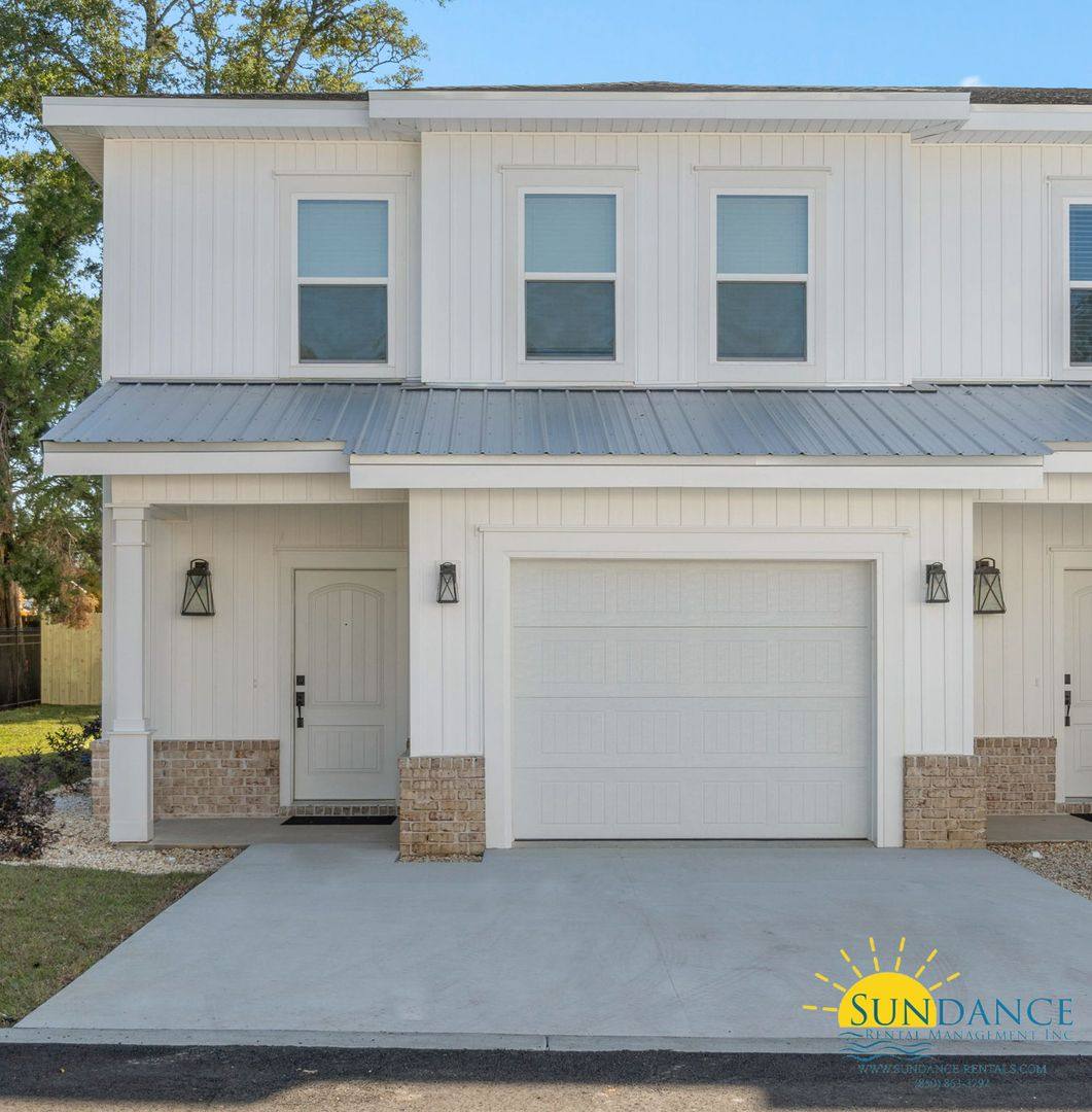 Townhouse for rent at 517 Hill Lane, Niceville, FL 32578