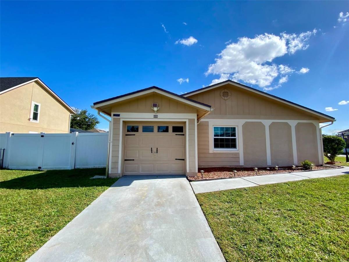 House for rent at 880 Nelson Dr, Kissimmee, FL 34758