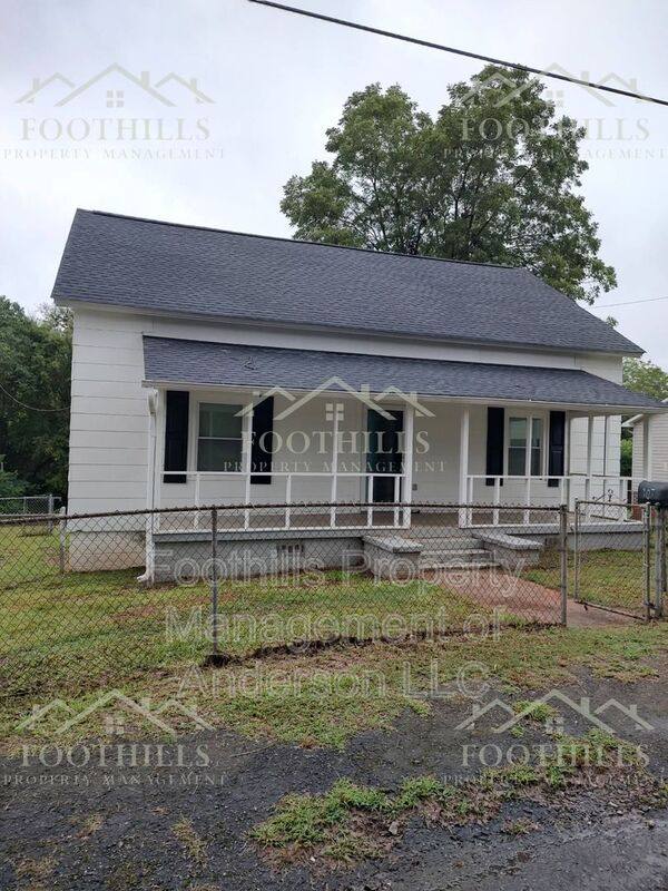 House for rent at 107 Bailey St, Anderson, SC 29621