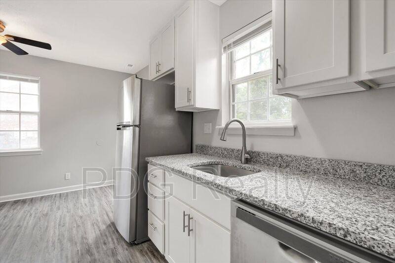 Townhouse for rent at 12010 Morningside Dr, Louisville, KY 40229