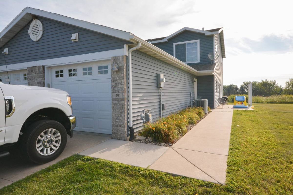 Townhouse for rent at 491 Pointe Court SW, Rochester, MN 55902