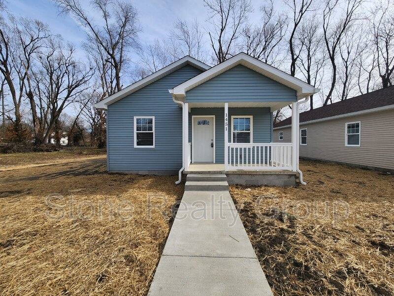 House for rent at 1451 N 26th St, Terre Haute, IN 47803