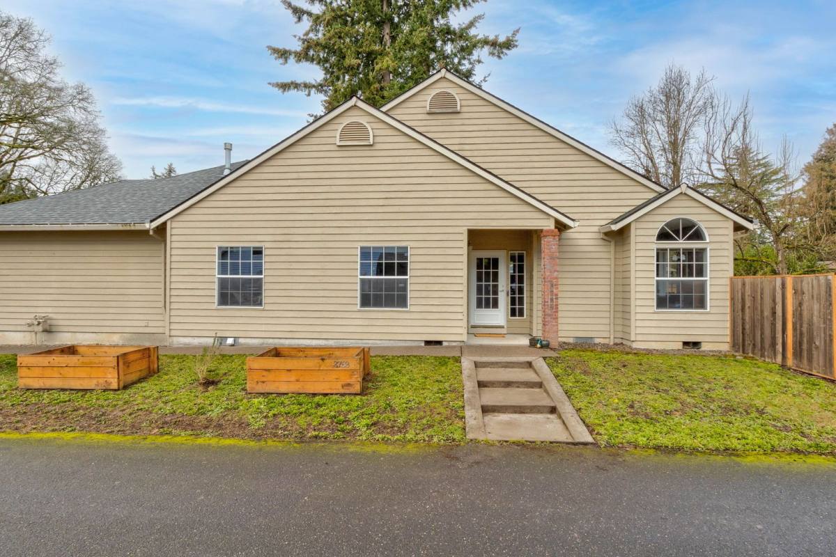 House for rent at 3763 NE Brogden St, Hillsboro, OR 97124