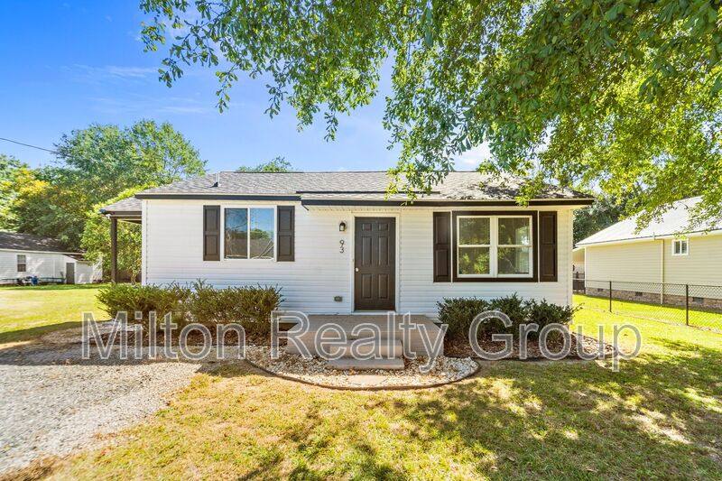 House for rent at 93 W Hamer St, Coats, NC 27521