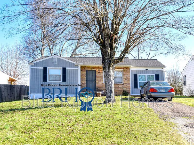 House for rent at 3236 Sunset Ave, Knoxville, TN 37914